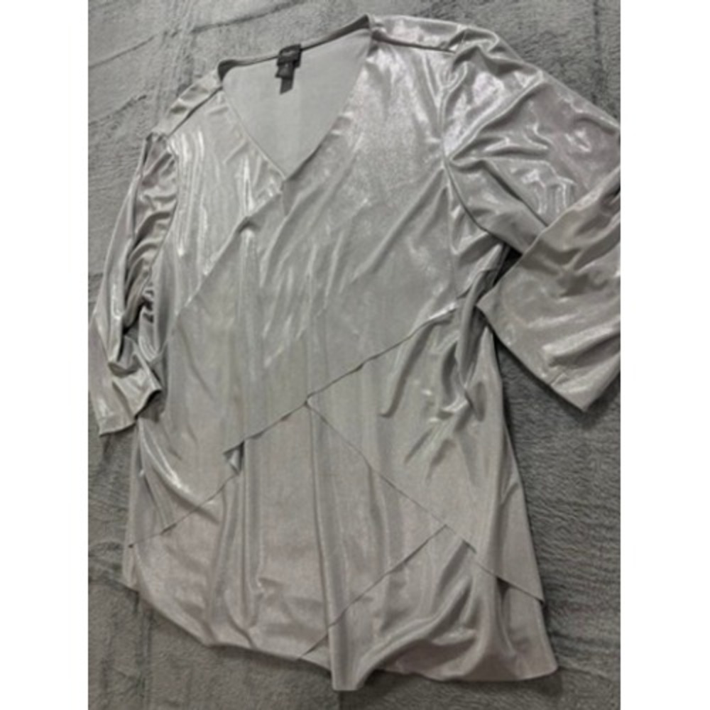 Chicos Travelers Metallic Silver Top Layered Blouse Stretch Career Chic - Picture 3 of 8